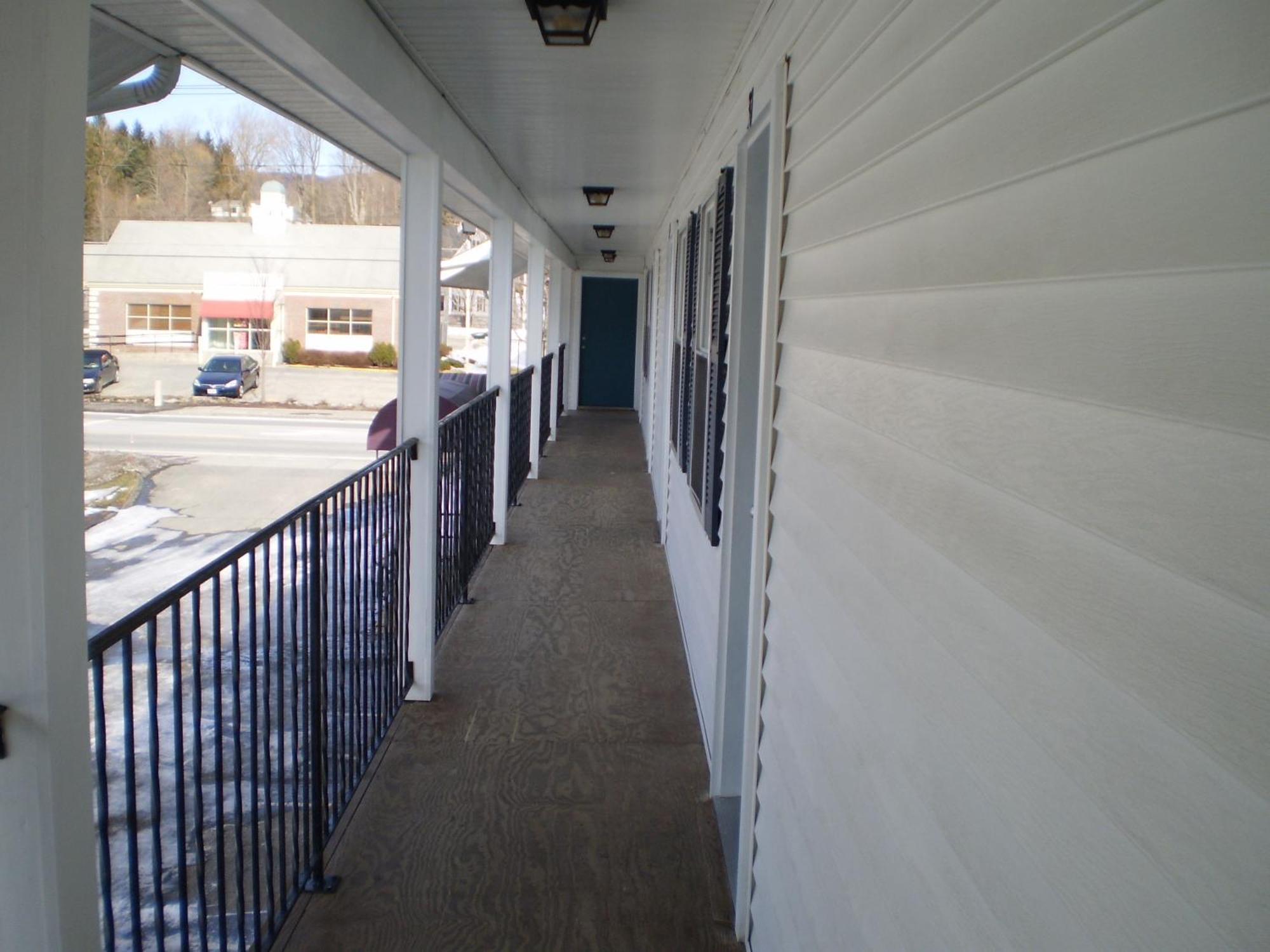 Sunset Inn Lee Exterior photo