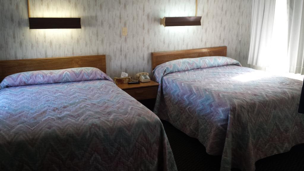 Sunset Inn Lee Room photo
